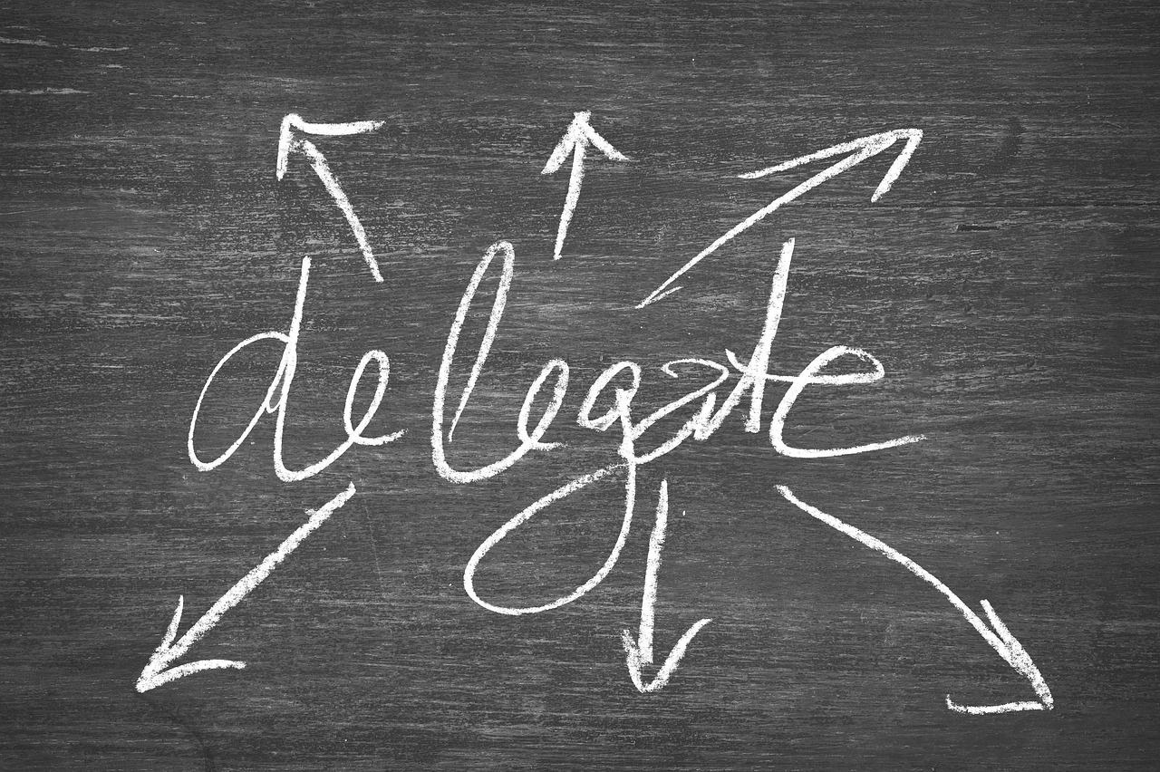 découvrez comment la délégation peut améliorer la productivité et l'efficacité au sein de votre équipe. apprenez les meilleures pratiques pour déléguer efficacement tout en développant les compétences de vos collaborateurs.