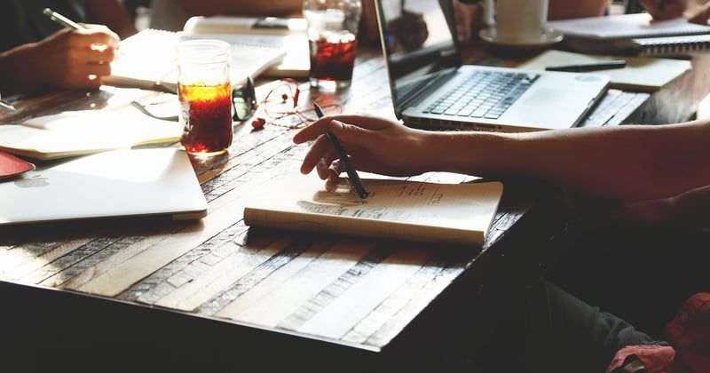 Social selling sur LinkedIn : la méthode pour transformer vos contacts en clients